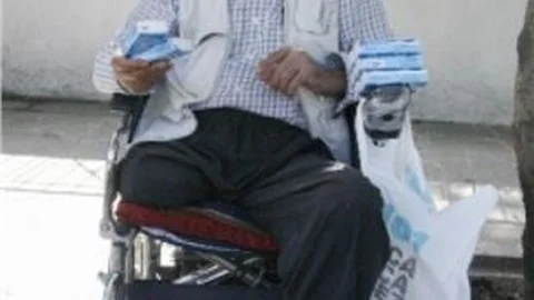 Ayağını Kaybetti Eşi Tarafından Evden Atıldı