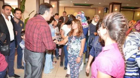 Asp İl Müdürü Zeynel Abidin Koç Çocuk Evleri Ve Edremit Sevgi Evleri Çocukları İle Yemekte Buluştu