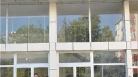 Kapaklı Kaymakamı Kuzulu Emek Verdiği Binayı Açmadan Gitmedi