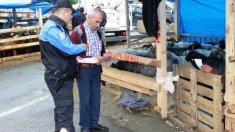 Rize Emniyeti'nden Kurban Pazarında Sahte Para Uyarısı