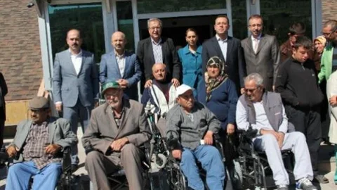 Bedensel Engellilere Bayram Hediyesi