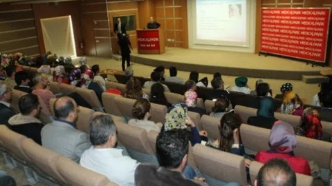 Aile Hekimlerine ''infertilite Ve Tüp Bebek'' Semineri