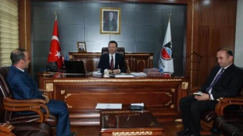 İha'dan Vali Aksoy'a Ziyaret