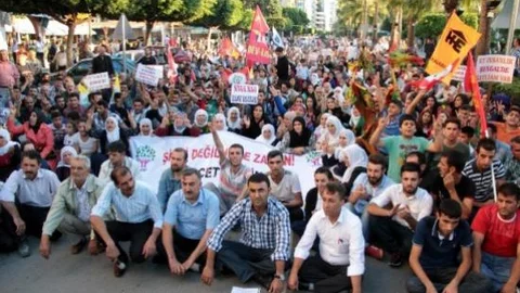 Hdp Ve Dbp'den Işid Protestosu