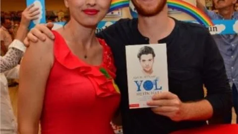 Metin Hara Adana'da Okurlarıyla Buluştu