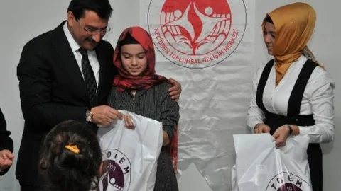 Keçiören Belediyesi'nden Çocuklara Bayram Hediyesi