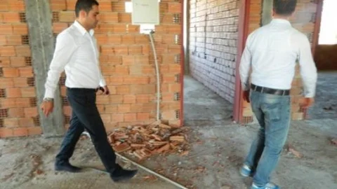 Kaymakam Aktürk Okul İnşaatını Gezdi