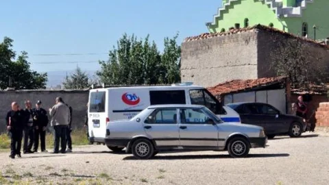 Eskişehir'de 7 Aylık Bebek Beşiğinde Ölü Bulundu