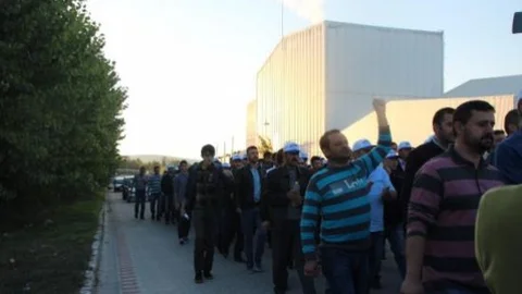 İşçileri İşten Çıkartılan Arkadaşları İçin Eylem Yaptılar