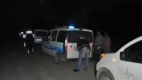 Polisten Kaçarken Takla Attılar