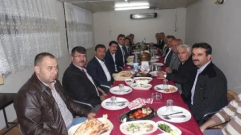 Başkan Gökce'den Güreş Komitesi'ne Teşekkür Yemeği