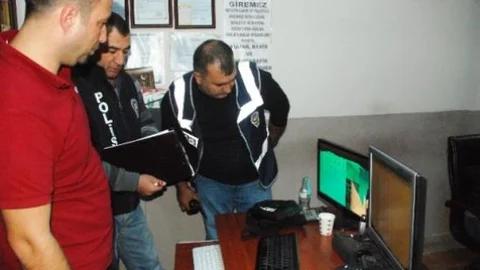 İnternet Kafelere Gece Baskını