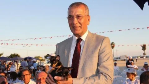 Mersin'de 'en Sempatik Köpek' Yarışması Düzenlendi