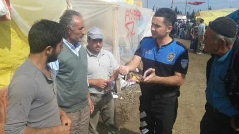 Polisten Kurban Satıcılarına ''sahte Para'' Uyarısı