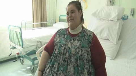 237 kiloluk Emel'den 'Tedavinizi bırakmayın' mesajı!