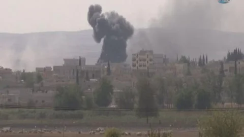 Kobani'de bombalar böyle patladı!