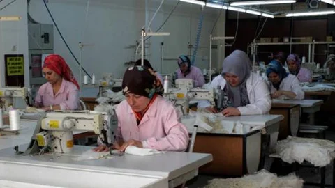 IŞİD, bebe konfeksiyoncularını da vurdu!