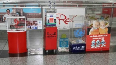 Kimse Yok Mu Derneği'nin Havalimanındaki Yardım Kutuları Kaldırıldı