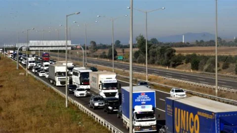 Bolu'da bayram trafiği çilesi!