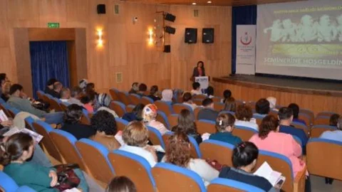 Bartın'da Riskli Gebelik Ve Bebek Ölümlerinin Önlenmesi Konuşuldu