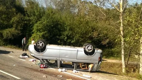 Minibüs takla attı: 7 yaralı!