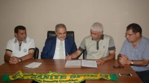 Osmaniye Belediyesi'nden Osmaniyespor'a Maddi Destek