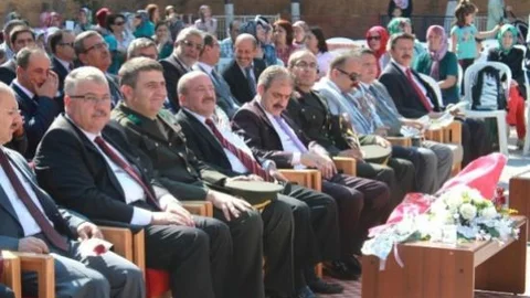 Çankırı'da Yeni Eğitim Ve Öğretim Dönemi Törenle Başladı