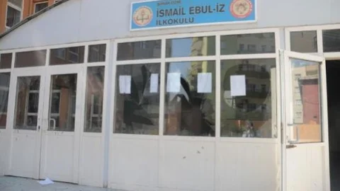 Cizre'de Saldırıya Uğrayan Okullarda Eğitim Verilemiyor