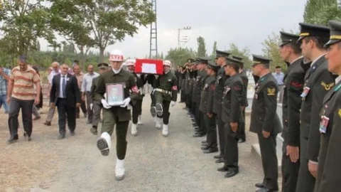 Gaziler Günü'nde Vefat Eden Gazi Toprağa Verildi