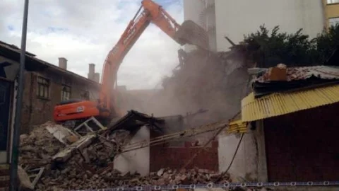 Yozgat Belediyesi Şehrin Yol Olan Tarihi Dokusunu Yeniden Canlandırmaya Çalışıyor