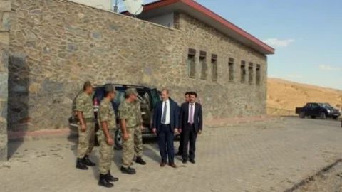 Vali Büyükersoy Üçevler'de İncelemelerde Bulundu