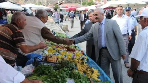 Başkan Karataş'tan Pazar Ziyareti