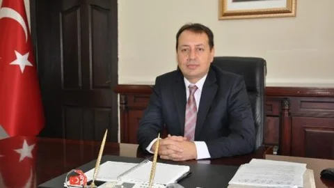 Derik Kaymakamı İsmail Sündük Görevine Başladı