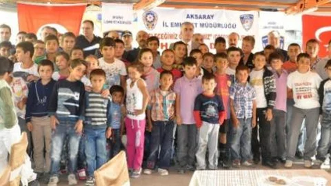 Çalışan 63 Çocuğa Emniyetten Destek