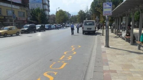 Denizli'de Otobüs Duraklarına Park Edenlere Ceza
