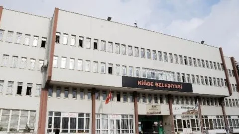 Niğde Belediyesi Bayramda Da Çalışacak