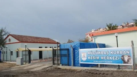 Gelibolu'da Kurban Satış Yerleri Hazır