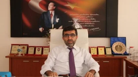 Nevşehir Üniversitesi İlahiyat Fakültesi Dekanı Prof. Dr. Durmuş: