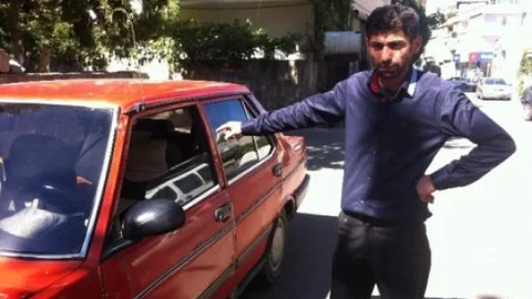 Camı Açık Unutulan Otomobilden Cüzdan Çaldılar