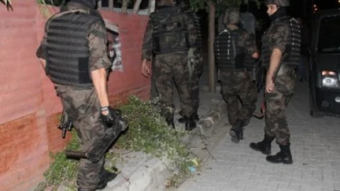 Bin Polisle Şafak Vakti Huzur Operasyonu