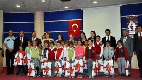 Gönül Elçilerinden Sincikli Öğrencilere Kıyafet Yardımı
