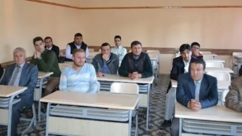 Kula Halk Eğitimi Merkezi Kasaplık Kursu Açtı