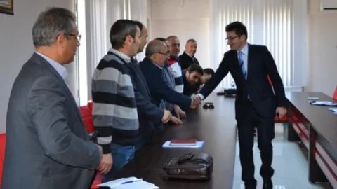 Kula'ya Meslek Yüksek Okulu İçin Elele