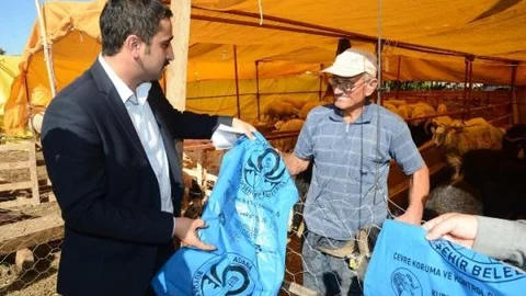 Büyükşehir'in İlaçlama Ordusu Sahada