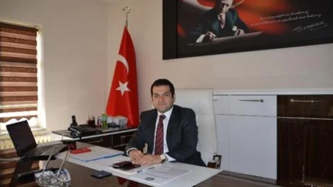 Şenkaya Kaymakamı Ahmet Özkan Göreve Başladı