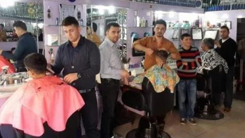 Yozgat'ta Berber Ve Kuaförler Bayram Mesaisinde