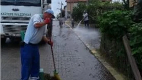 Kartepe'de Bayram Temizliği