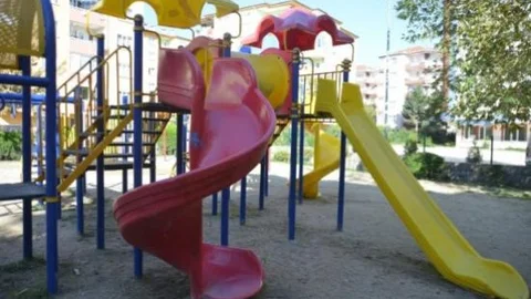 Orhangazi'de Oyun Parkları Yenileniyor
