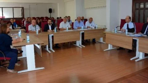 Efeler Belediyesi Kentin Sorunlarını Masaya Yatırdı