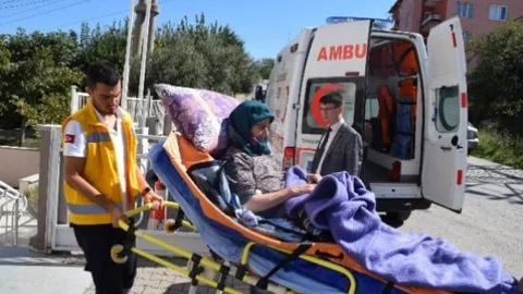 Yaşlı Kadına Belediye Şefkati